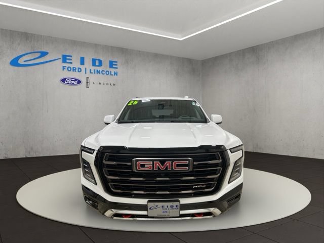 Used 2025 GMC Yukon AT4 Ultimate AWD/4WD image 6