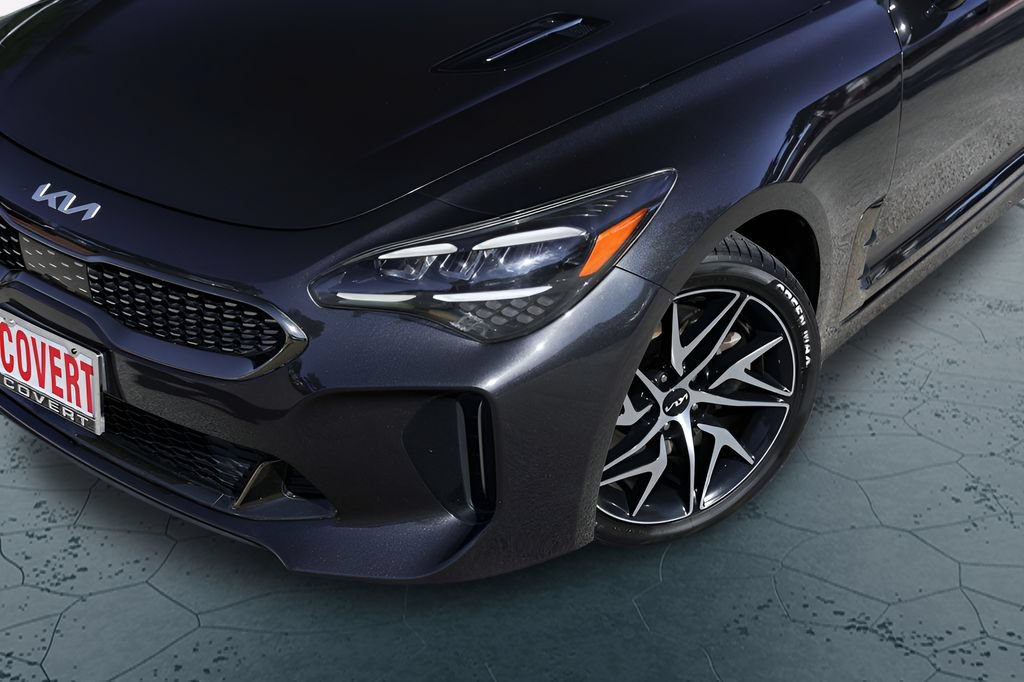 Used 2022 Kia Stinger GT-Line RWD image 3