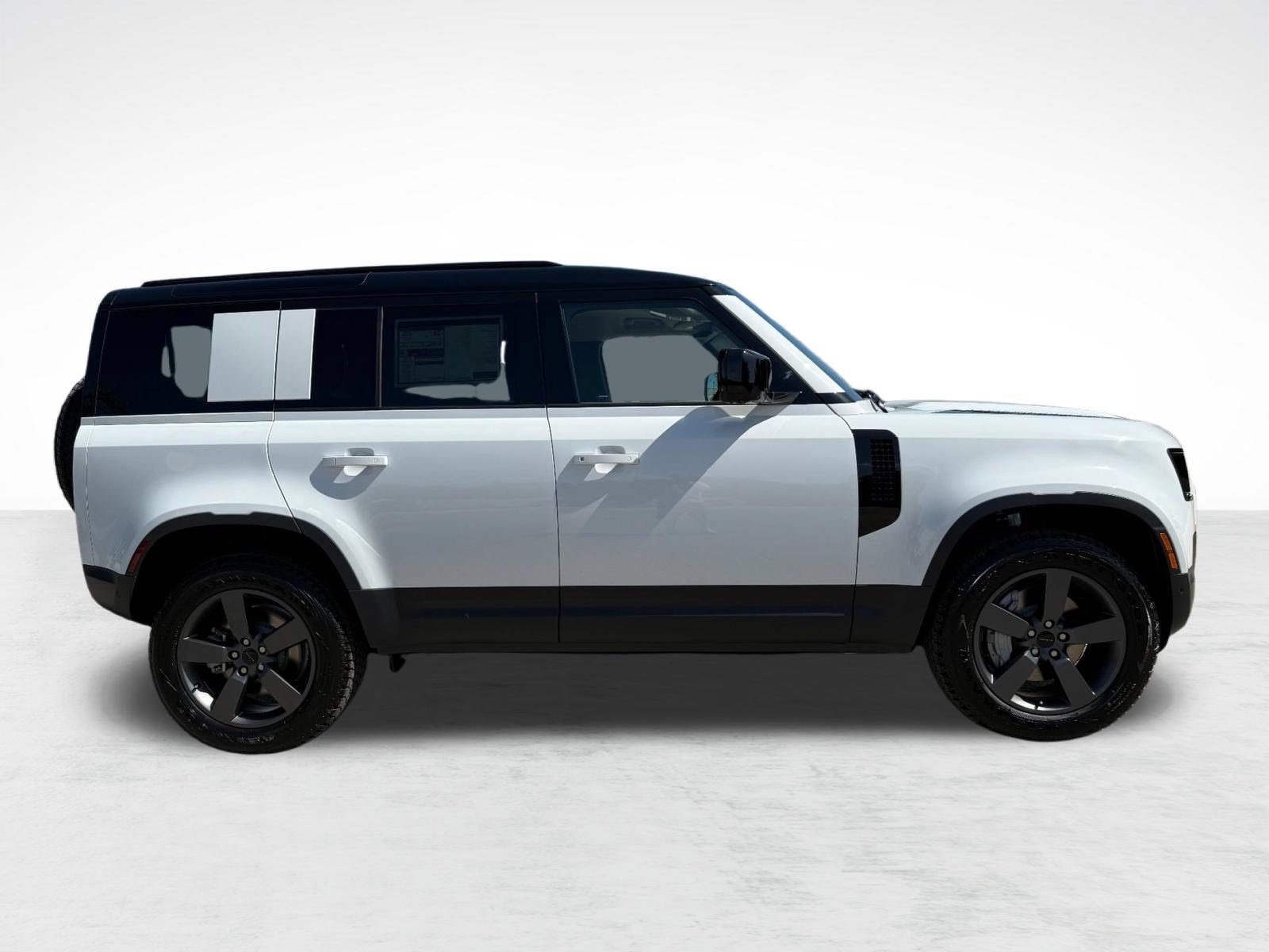 New 2026 Land Rover Defender 110 S AWD/4WD image 8