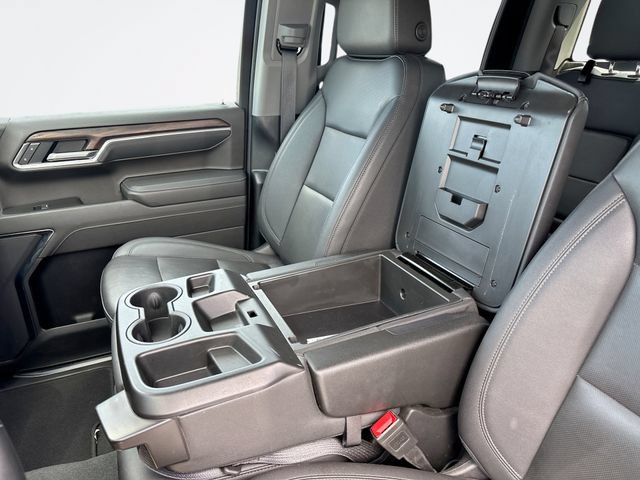 Used 2025 GMC Sierra 1500 SLT AWD/4WD image 21