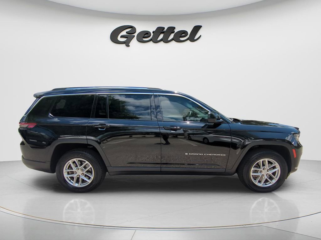 Used 2021 Jeep Grand Cherokee L Laredo w/ Luxury Tech Group I RWD image 4