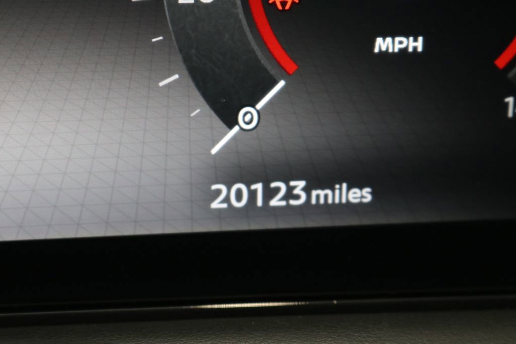 Used 2023 Nissan Ariya AWD image 59