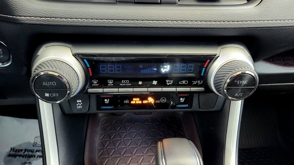 Certified 2023 Toyota RAV4 Limited w/ Limited Grade Weather Package AWD/4WD image 33