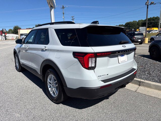 New 2027 Ford Explorer Active RWD image 8