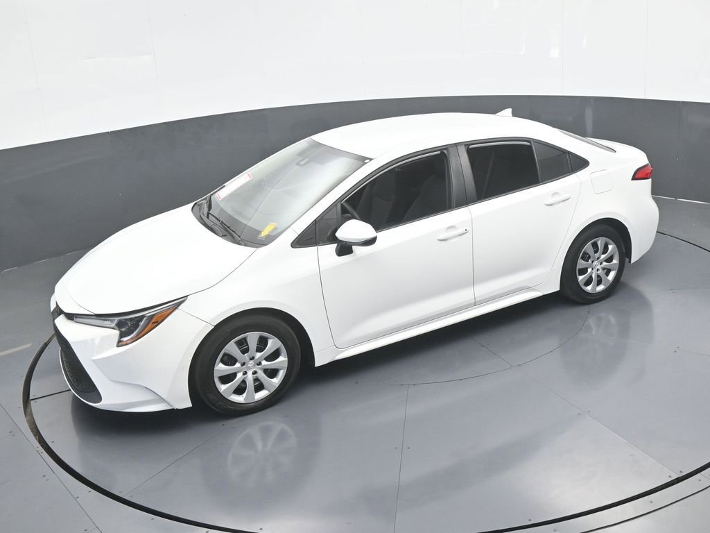 Used 2022 Toyota Corolla LE image 43