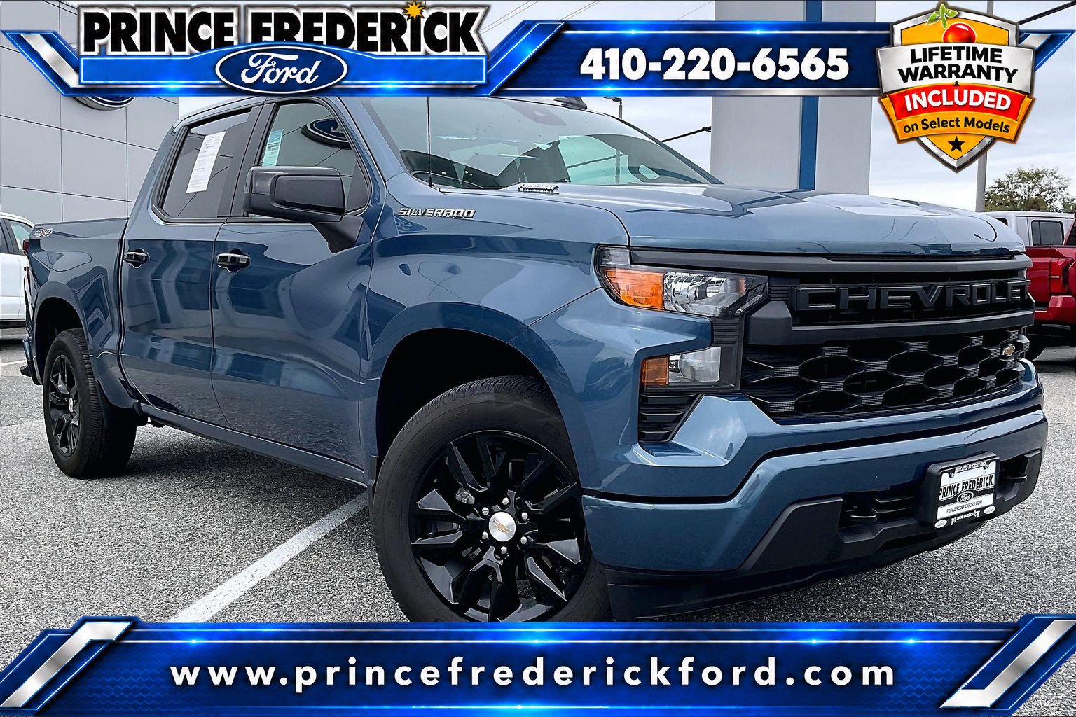 Used 2024 Chevrolet Silverado 1500 Custom AWD/4WD image 1