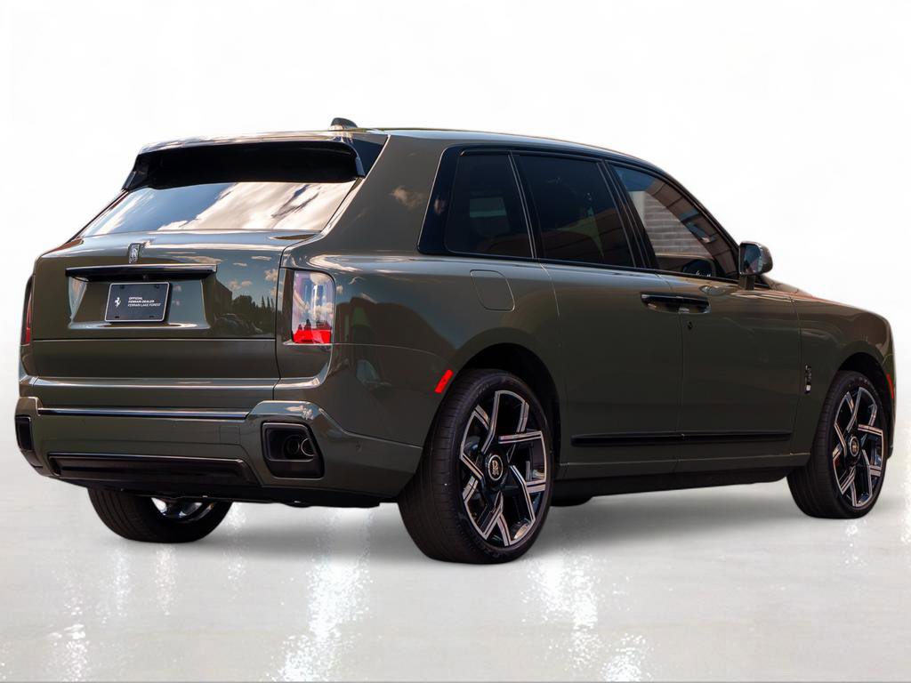 Used 2025 Rolls-Royce Cullinan Black Badge AWD/4WD image 10