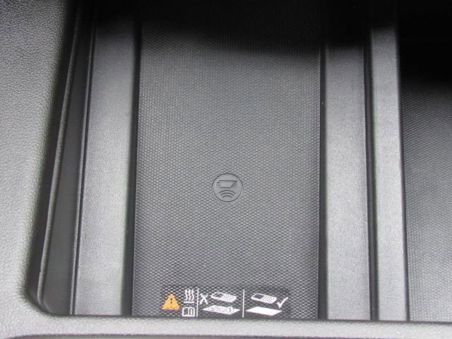 Used 2023 Chevrolet Silverado 3500 High Country image 35