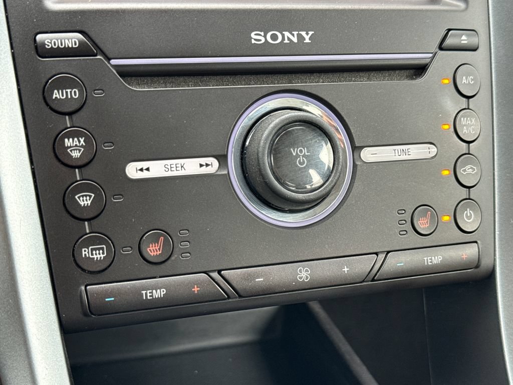 Used 2016 Ford Fusion Titanium FWD image 18