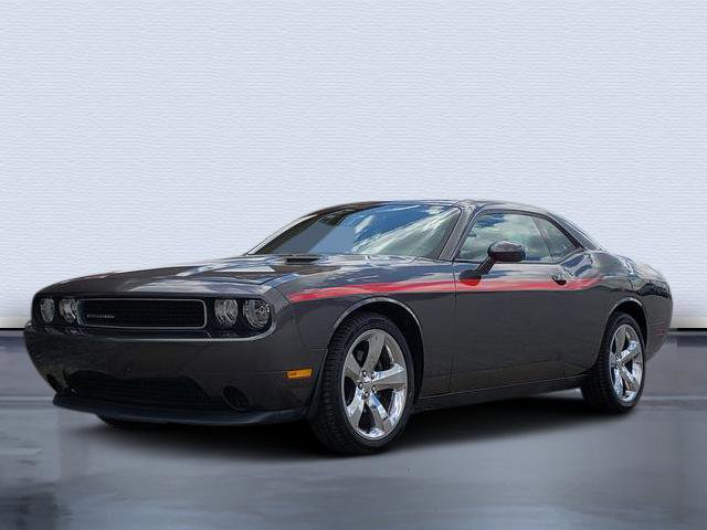 Used 2014 Dodge Challenger SXT w/ Super Sport Group (SS/T) RWD image 1