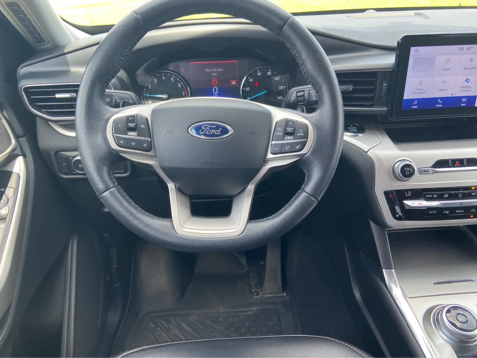 Used 2020 Ford Explorer XLT w/ Equipment Group 202A image 18