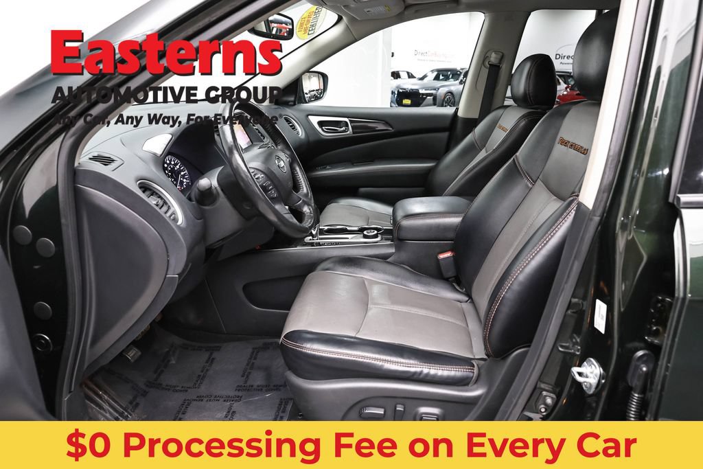 Used 2020 Nissan Pathfinder SL AWD/4WD image 14