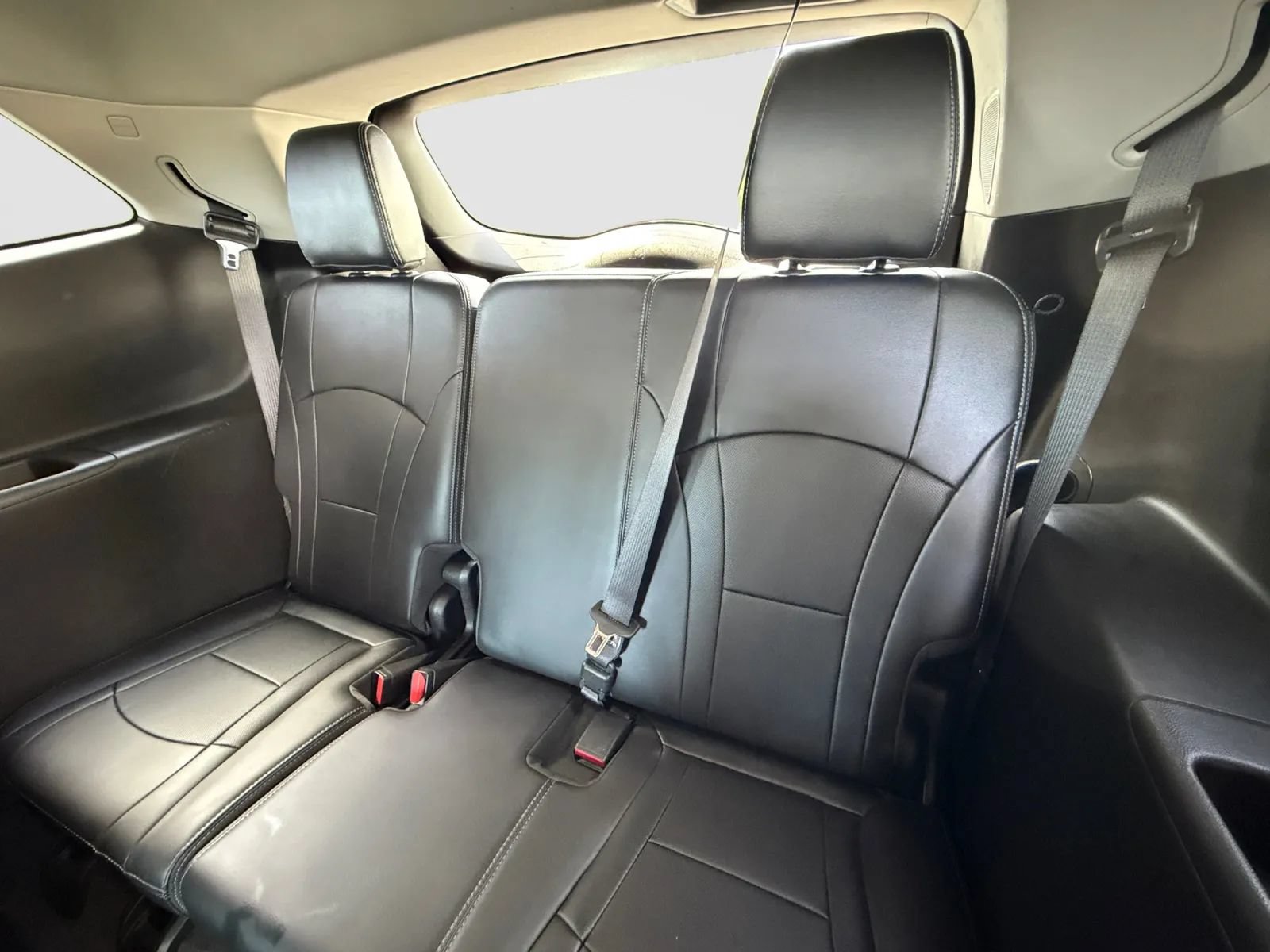 Used 2019 Buick Enclave Avenir w/ Avenir Technology Package AWD/4WD image 16
