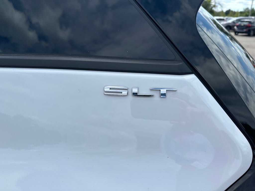 Used 2022 GMC Terrain SLT image 9