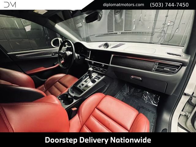 Used 2022 Porsche Macan GTS AWD/4WD image 19