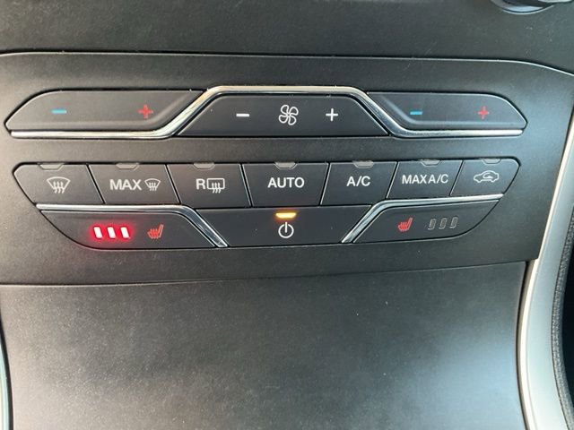 Used 2020 Ford Edge SEL image 20