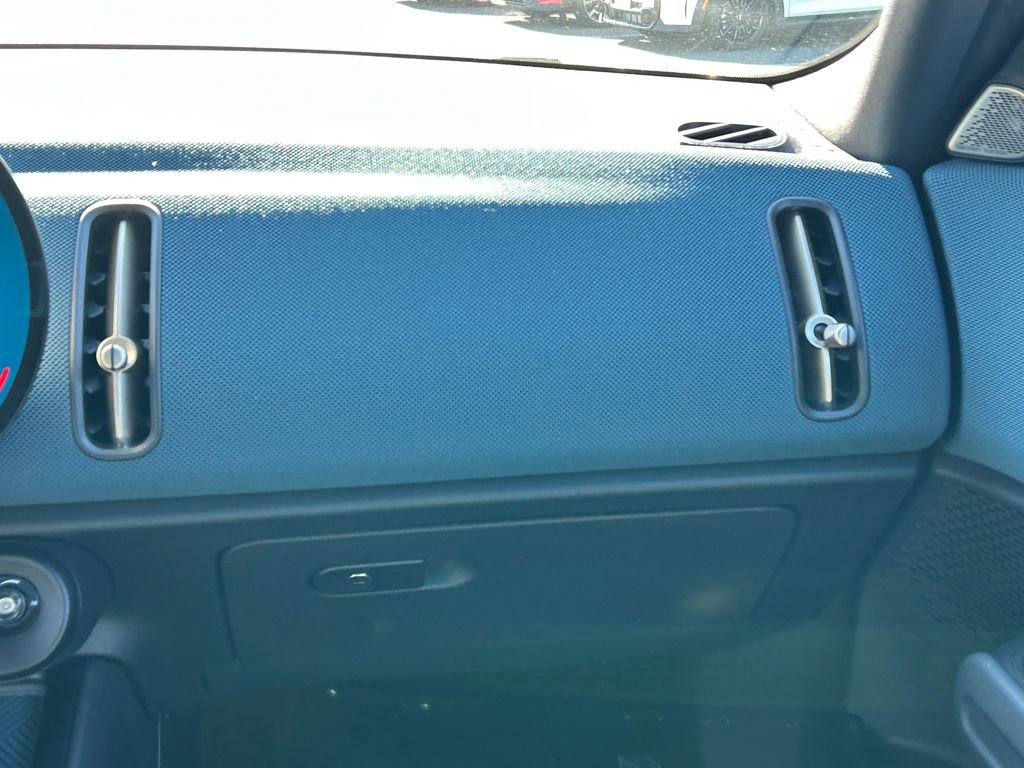 Used 2025 MINI Cooper Countryman S w/ Comfort Package Max image 25