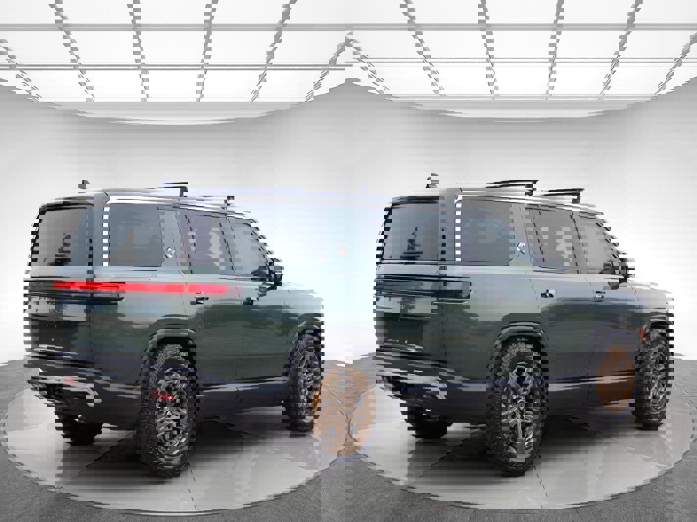 Used 2023 Rivian R1S Adventure image 8