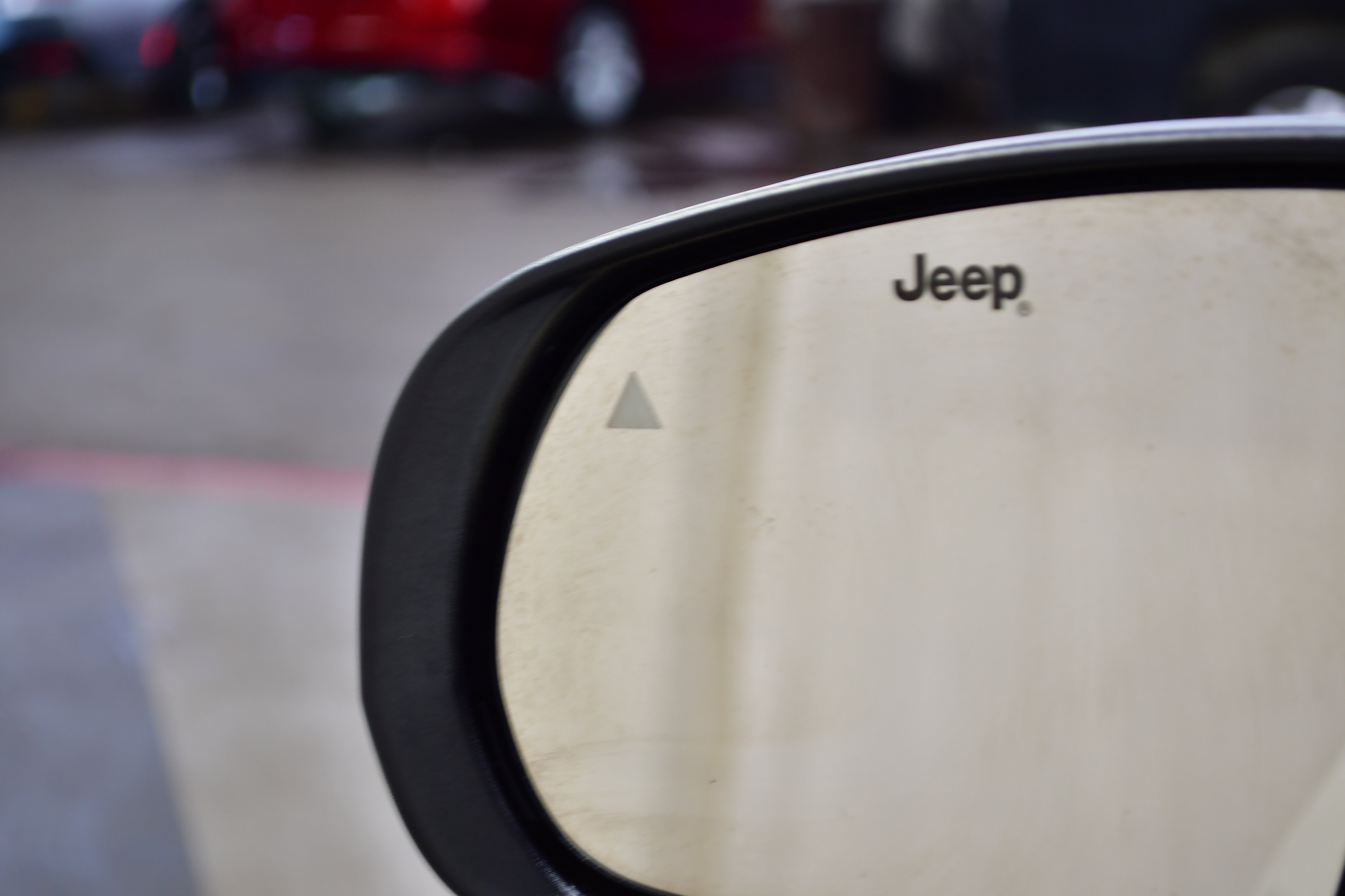 Used 2025 Jeep Compass Limited AWD/4WD image 15