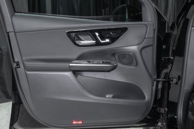 New 2026 Mercedes-Benz GLC 350e 4MATIC image 10