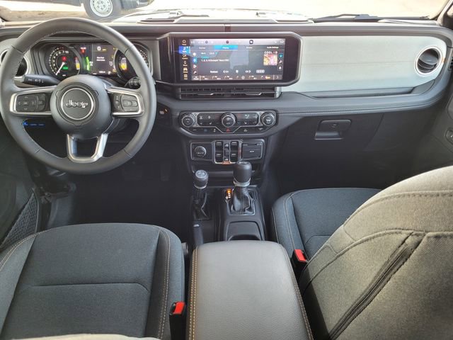 Certified 2025 Jeep Wrangler Unlimited Sahara image 6