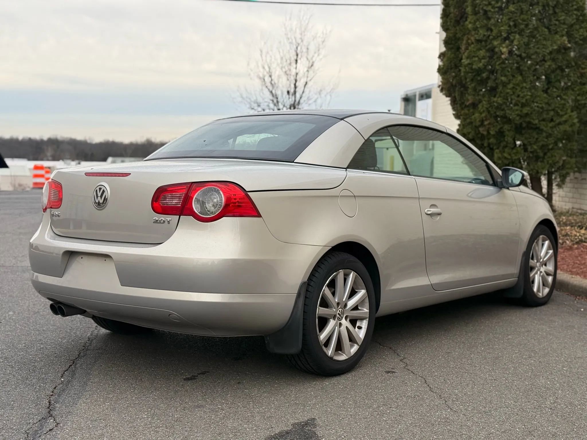Used 2010 Volkswagen Eos Komfort image 7