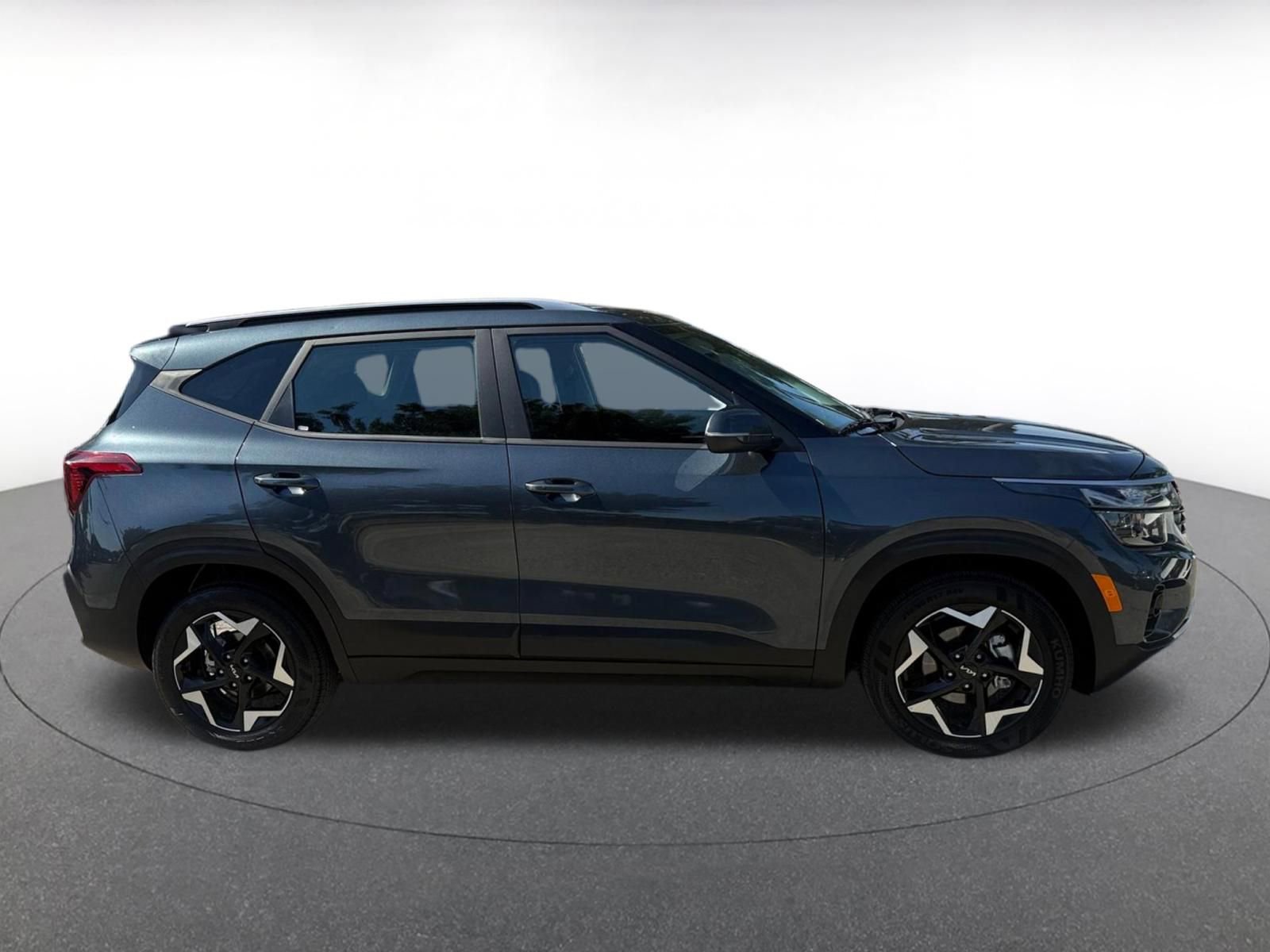 Used 2025 Kia Seltos S image 15