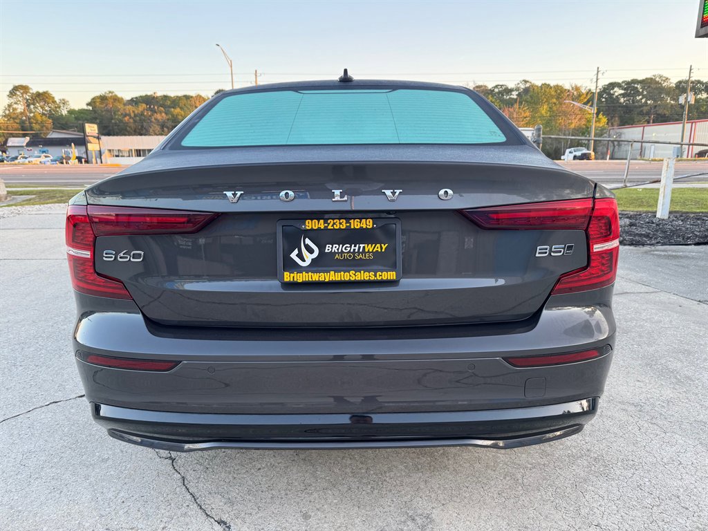 Used 2024 Volvo S60 B5 Plus image 5