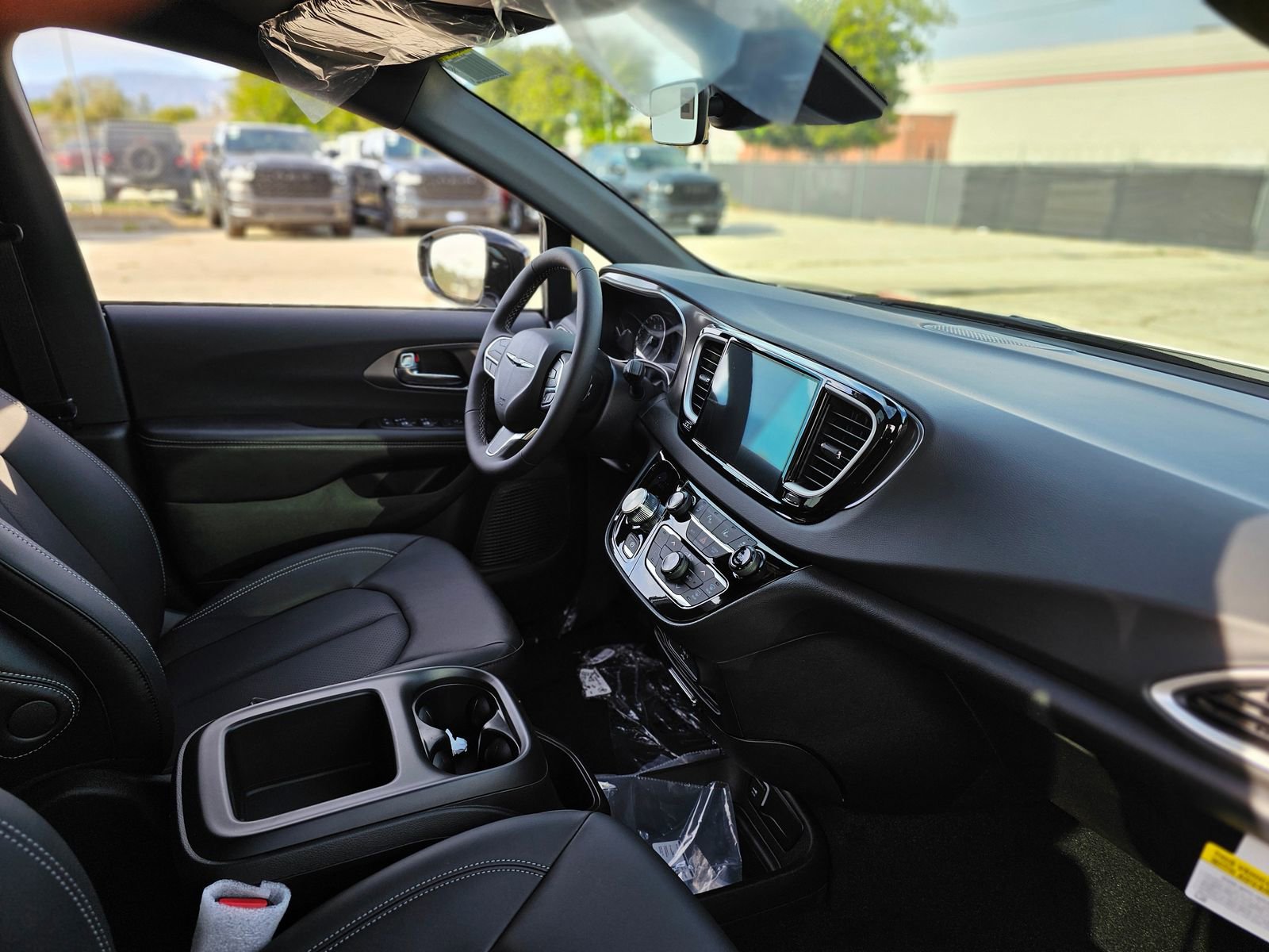 New 2026 Chrysler Voyager LX FWD image 24