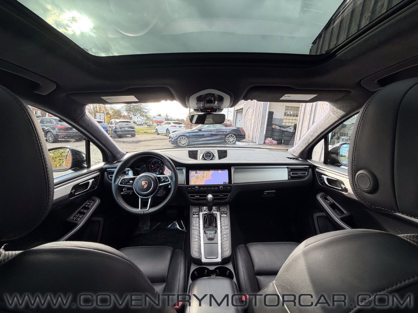 Used 2020 Porsche Macan Turbo image 40