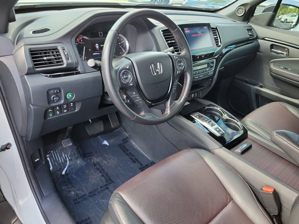 Used 2023 Honda Ridgeline Black Edition image 15