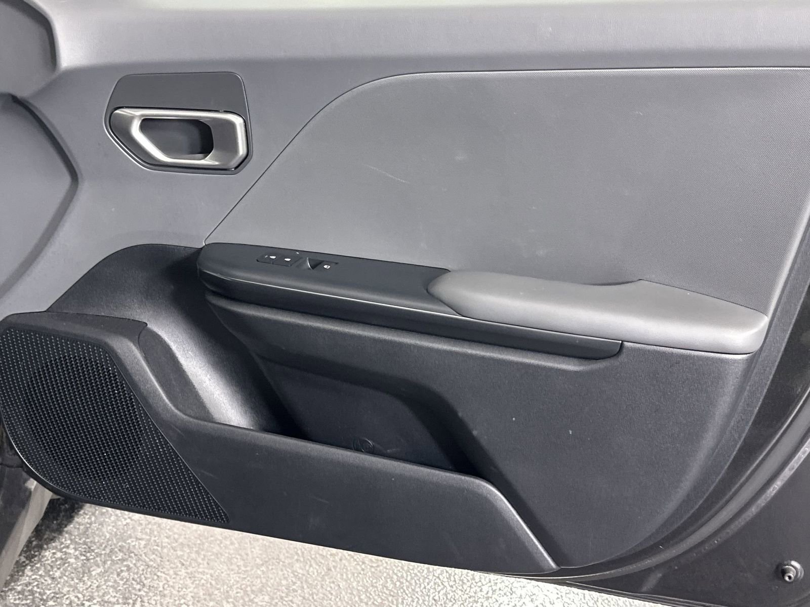 Used 2025 Kia K4 LXS image 35