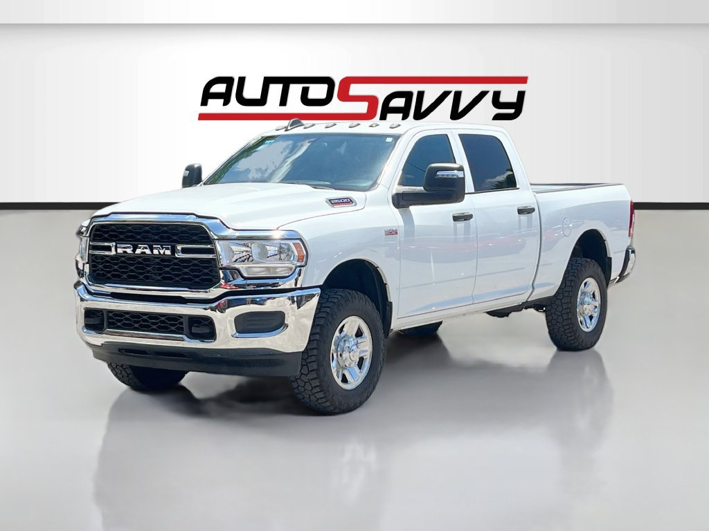Used 2024 RAM 2500 Tradesman w/ Chrome Appearance Group AWD/4WD image 3