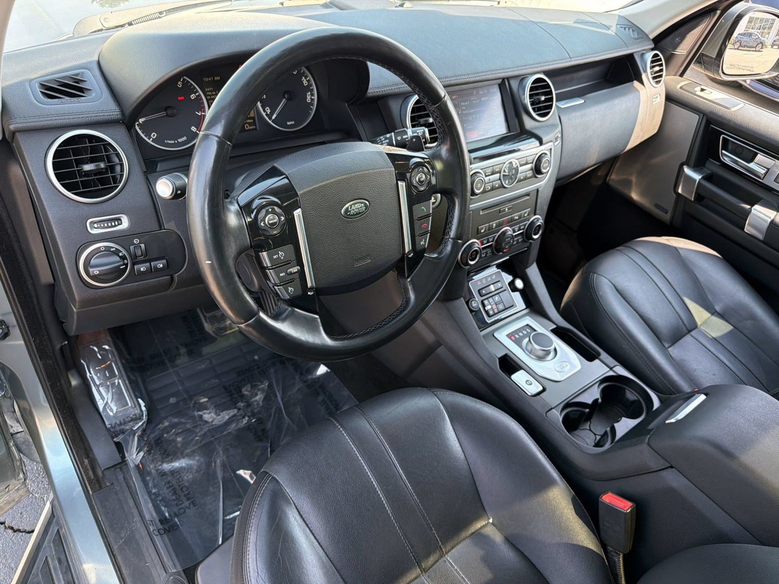 Used 2016 Land Rover LR4 HSE AWD/4WD image 4