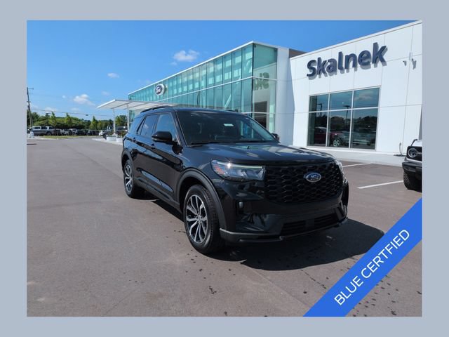 Certified 2025 Ford Explorer ST-Line AWD/4WD image 1