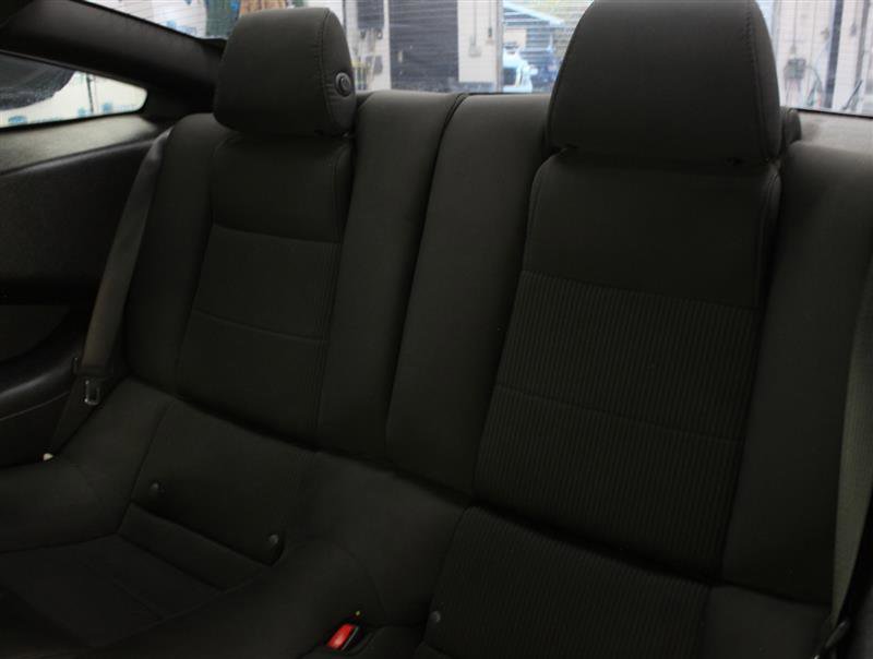 Used 2013 Ford Mustang Coupe RWD image 16