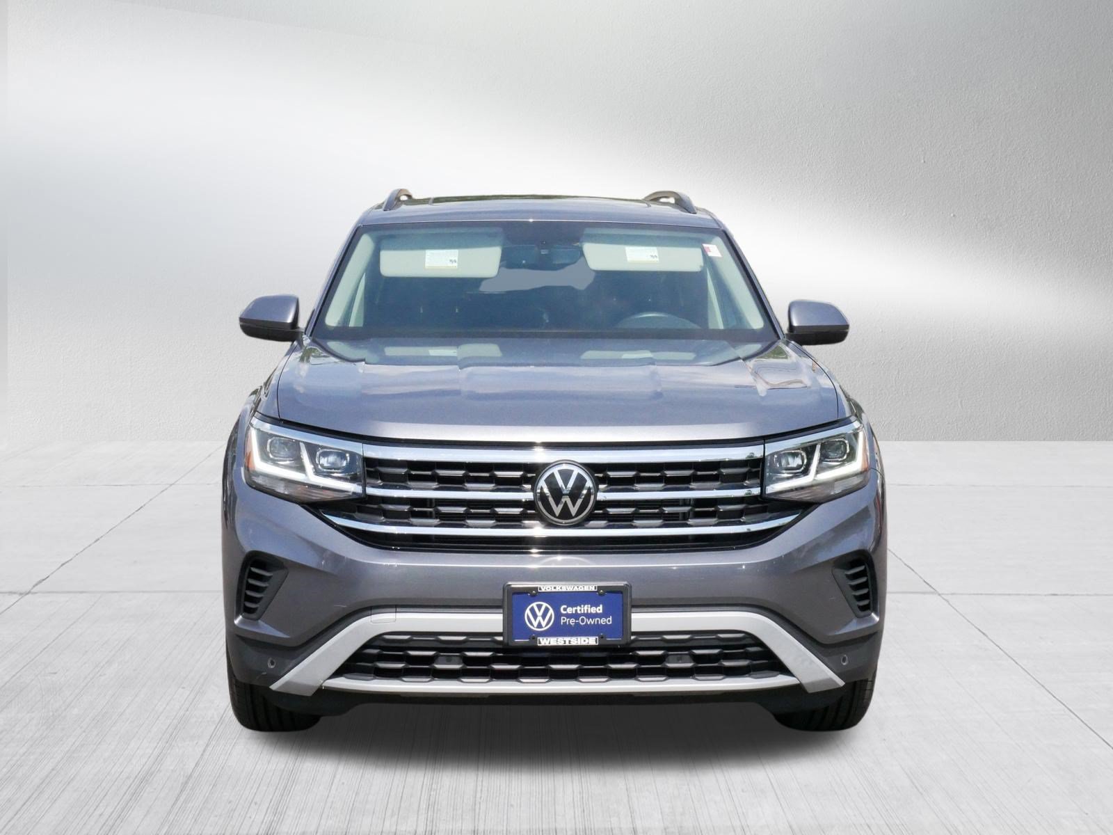 Certified 2023 Volkswagen Atlas SE w/ Panoramic Sunroof Package AWD/4WD image 2