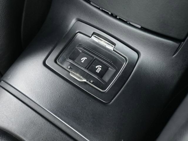 Used 2005 BMW Z4 2.5i image 9