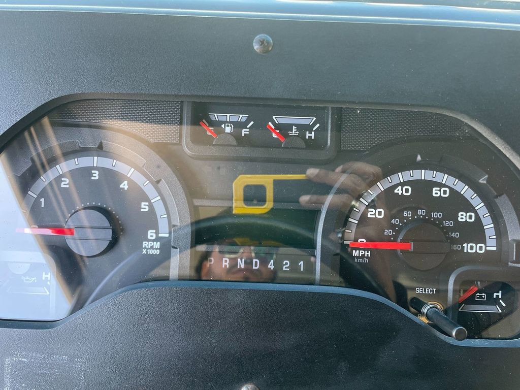 Used 2016 Ford E-350 and Econoline 350 Super Duty w/ A/C Prep Package RWD image 12