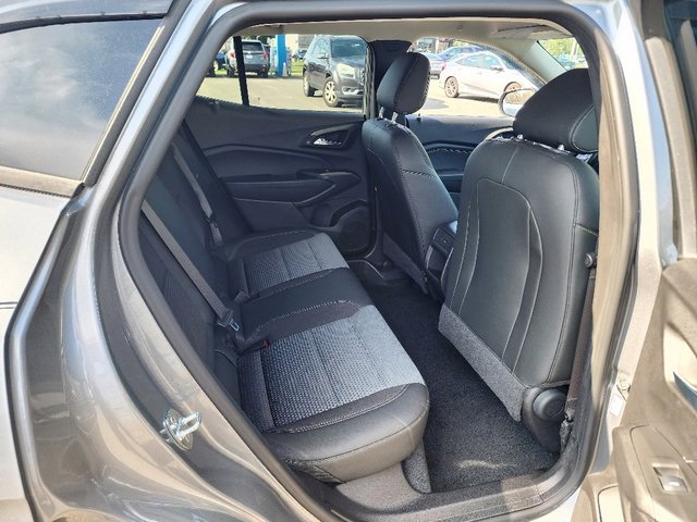 Used 2024 Chevrolet Trax LT image 14