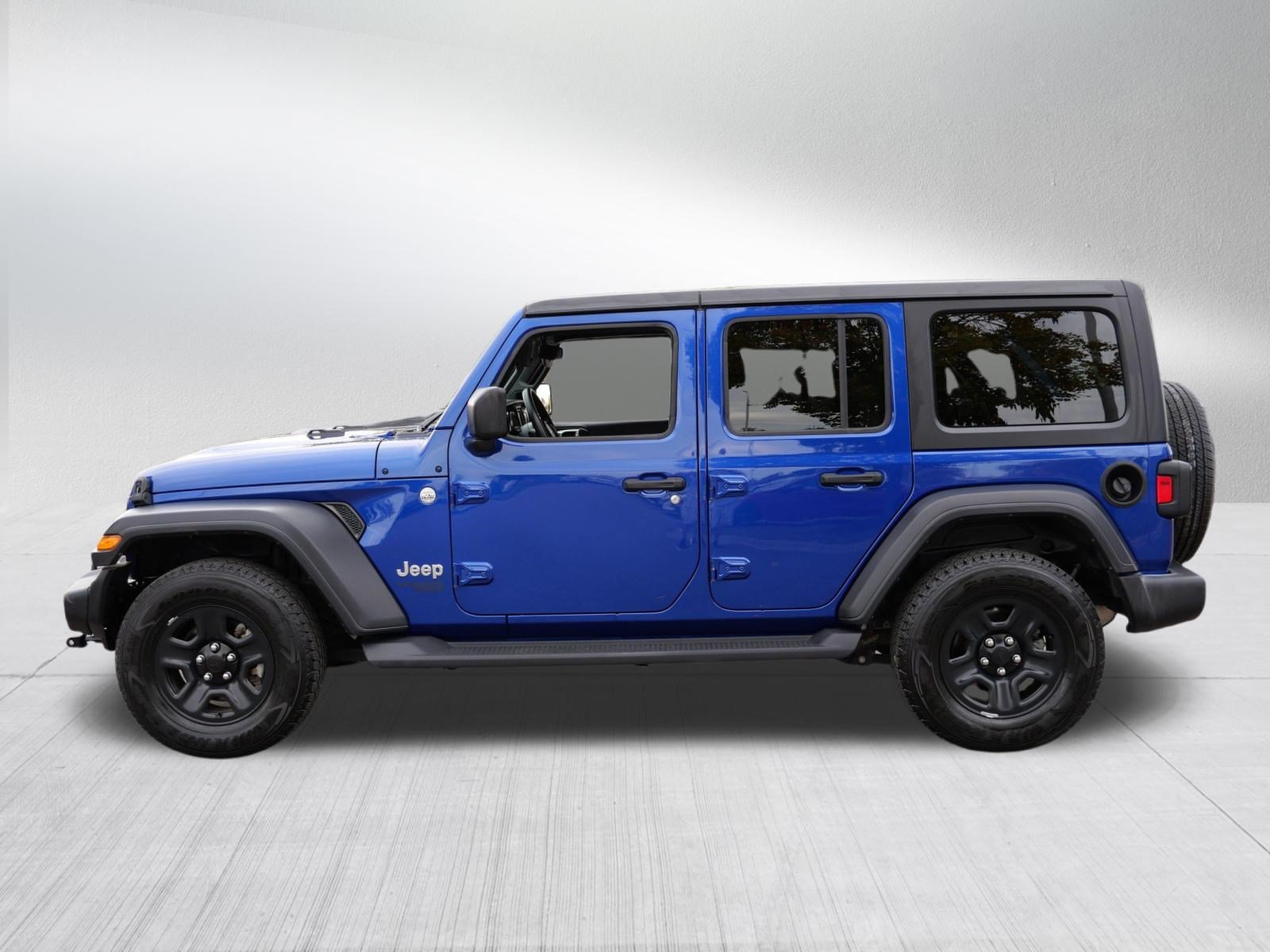 Used 2018 Jeep Wrangler Unlimited Sport AWD/4WD image 4