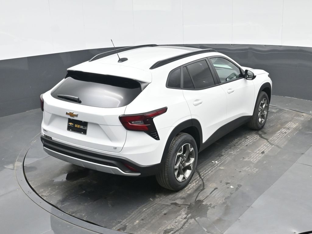 New 2026 Chevrolet Trax LT w/ Sunroof Package image 28