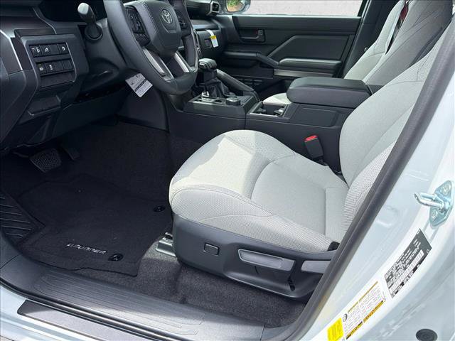 Used 2026 Toyota 4Runner SR5 RWD image 9