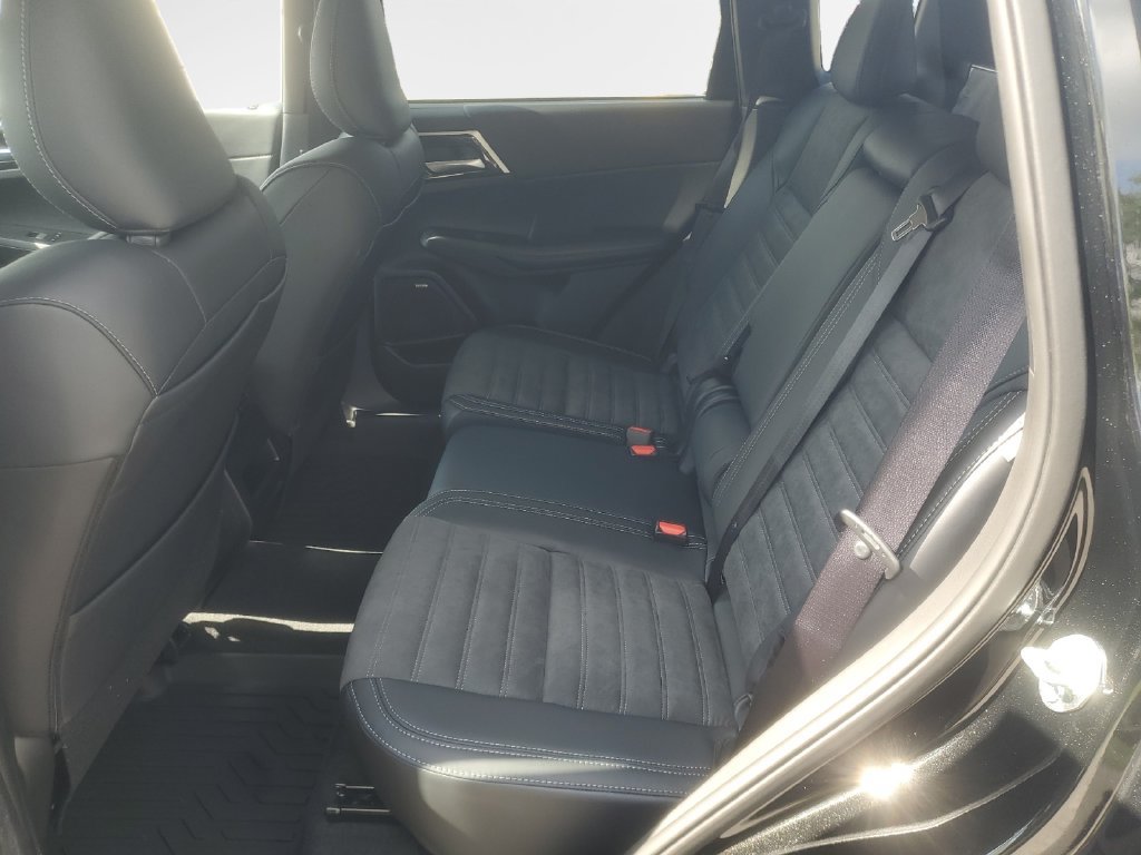 New 2026 Mitsubishi Outlander SE AWD/4WD image 24