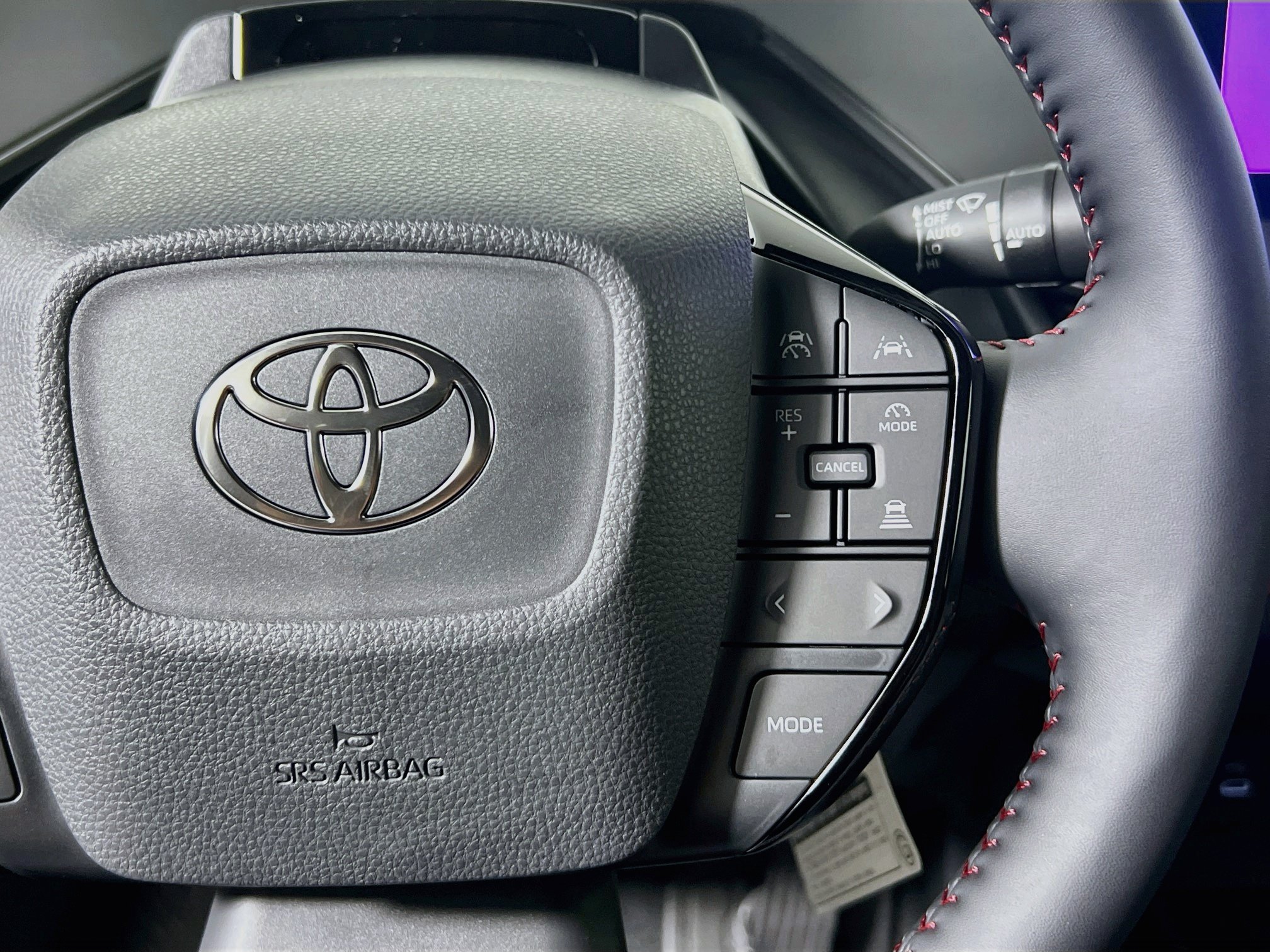 New 2027 Toyota Prius Plug-In Hybrid FWD image 19