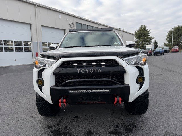 Used 2016 Toyota 4Runner SR5 image 11