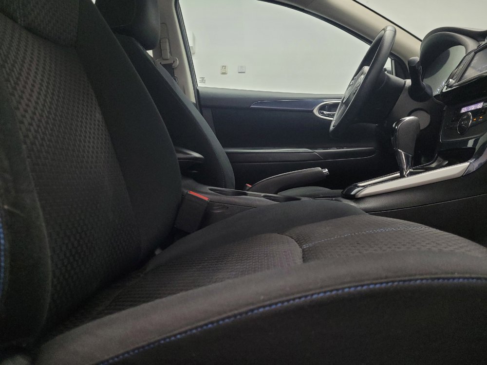 Used 2019 Nissan Sentra SR FWD image 21