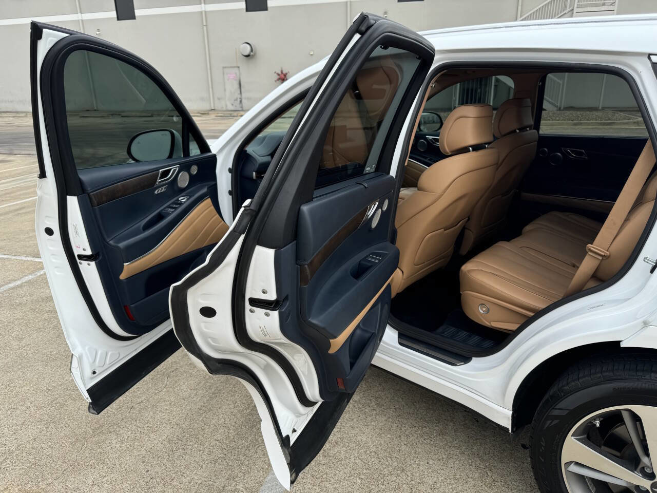 Used 2022 Genesis GV80 3.5T Advanced + image 19