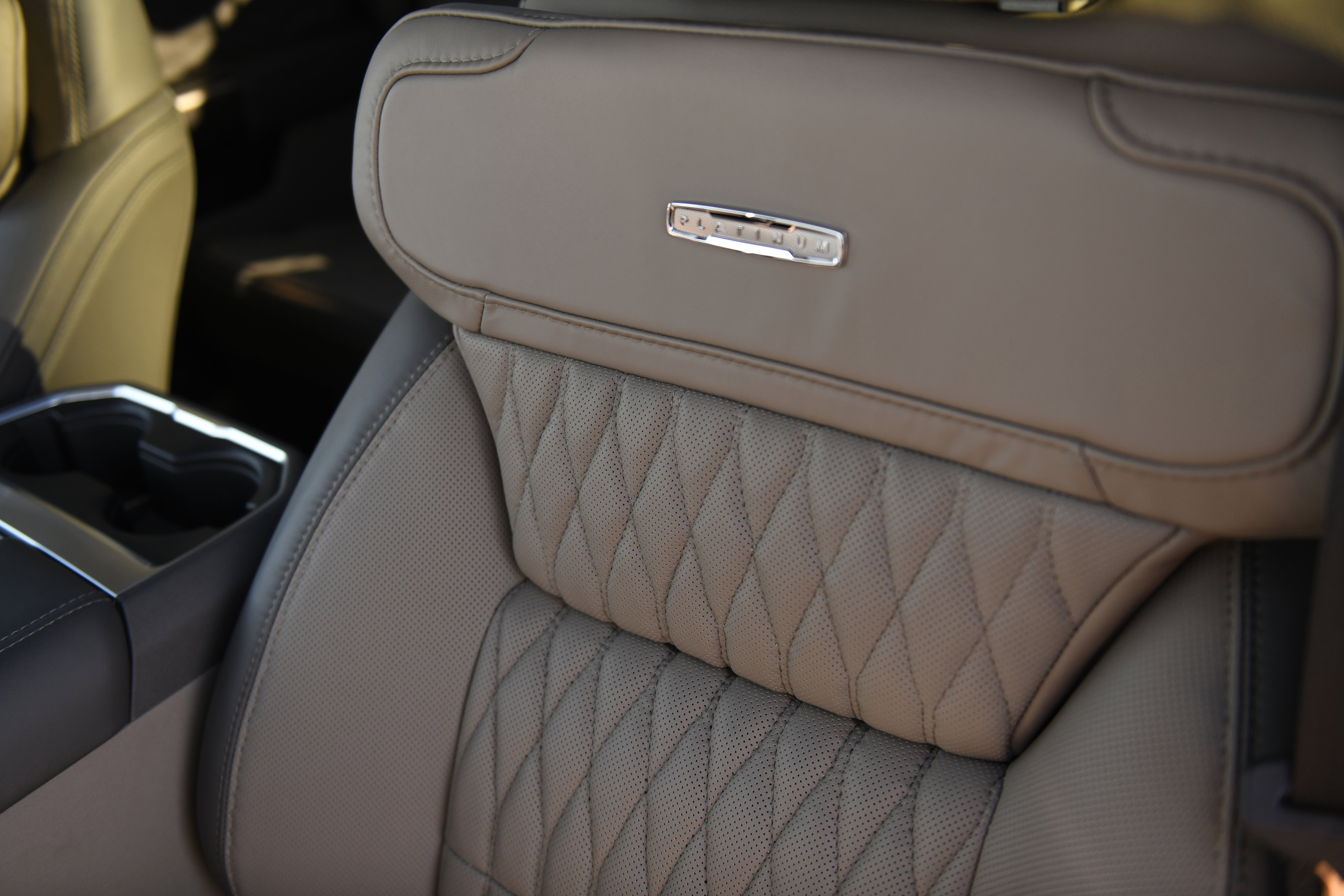 New 2026 Ford F250 Platinum w/ Platinum Plus Package image 16