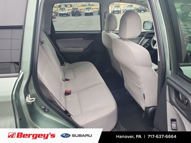 Used 2018 Subaru Forester 2.5i Premium w/ All-Weather Package image 16
